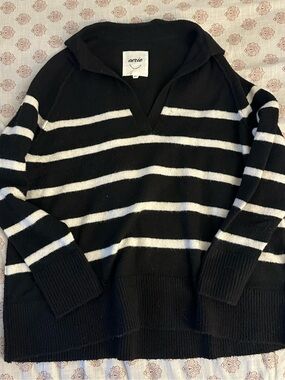 Aerie Black V-Neck Knit Sweater